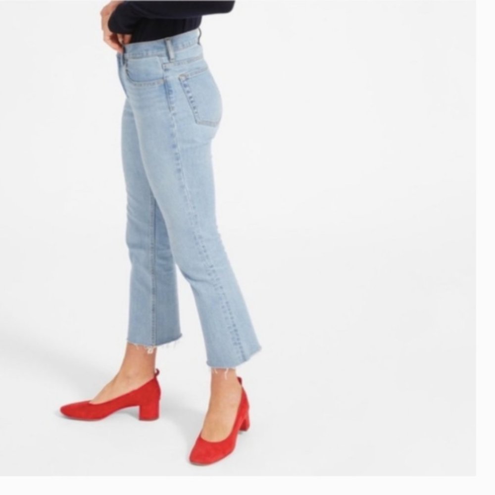 Everlane High Rise Kick Crop Raw Hem Light Wash Jeans 31